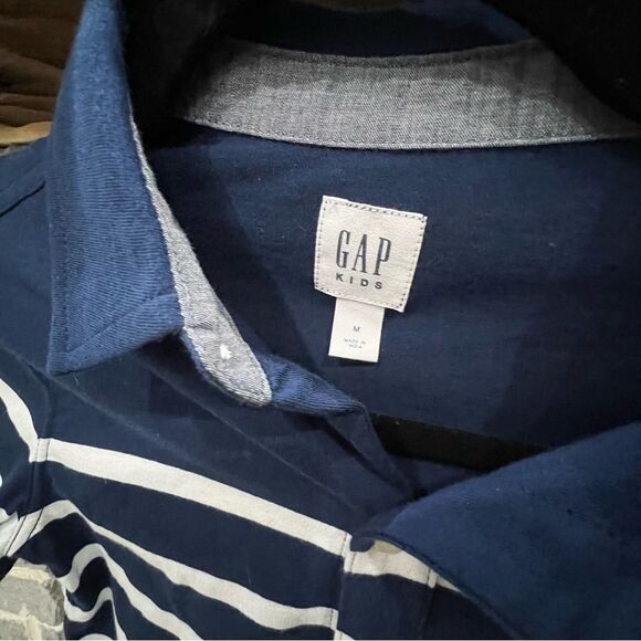 Gap Knit Button Down Shirt - Picture 3 of 4